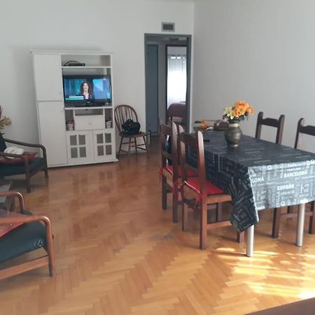 Appartement Apartamento Lautaro à Buenos Aires Extérieur photo